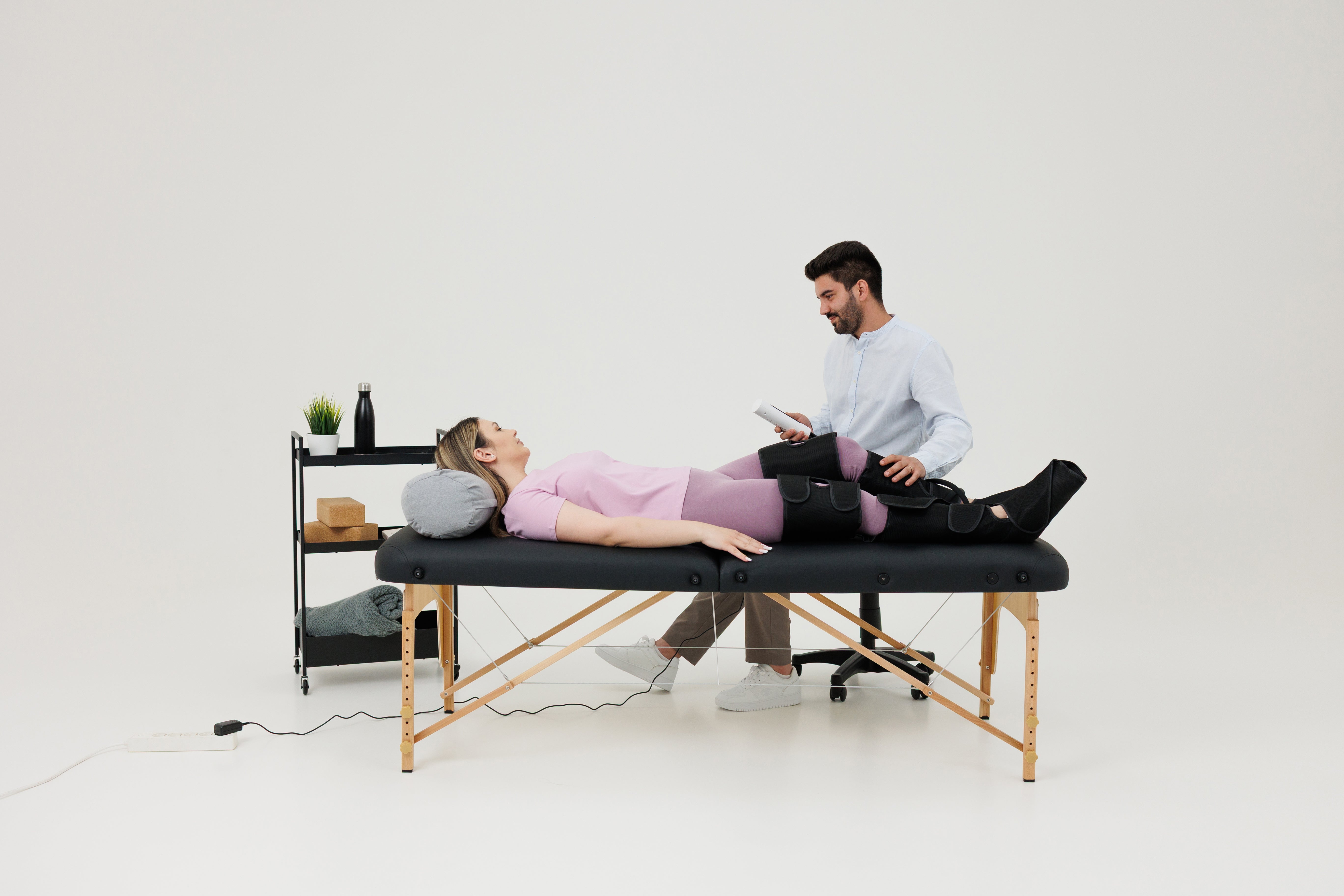 Aparatul de masaj cu drenaj limfatic Pro Massager