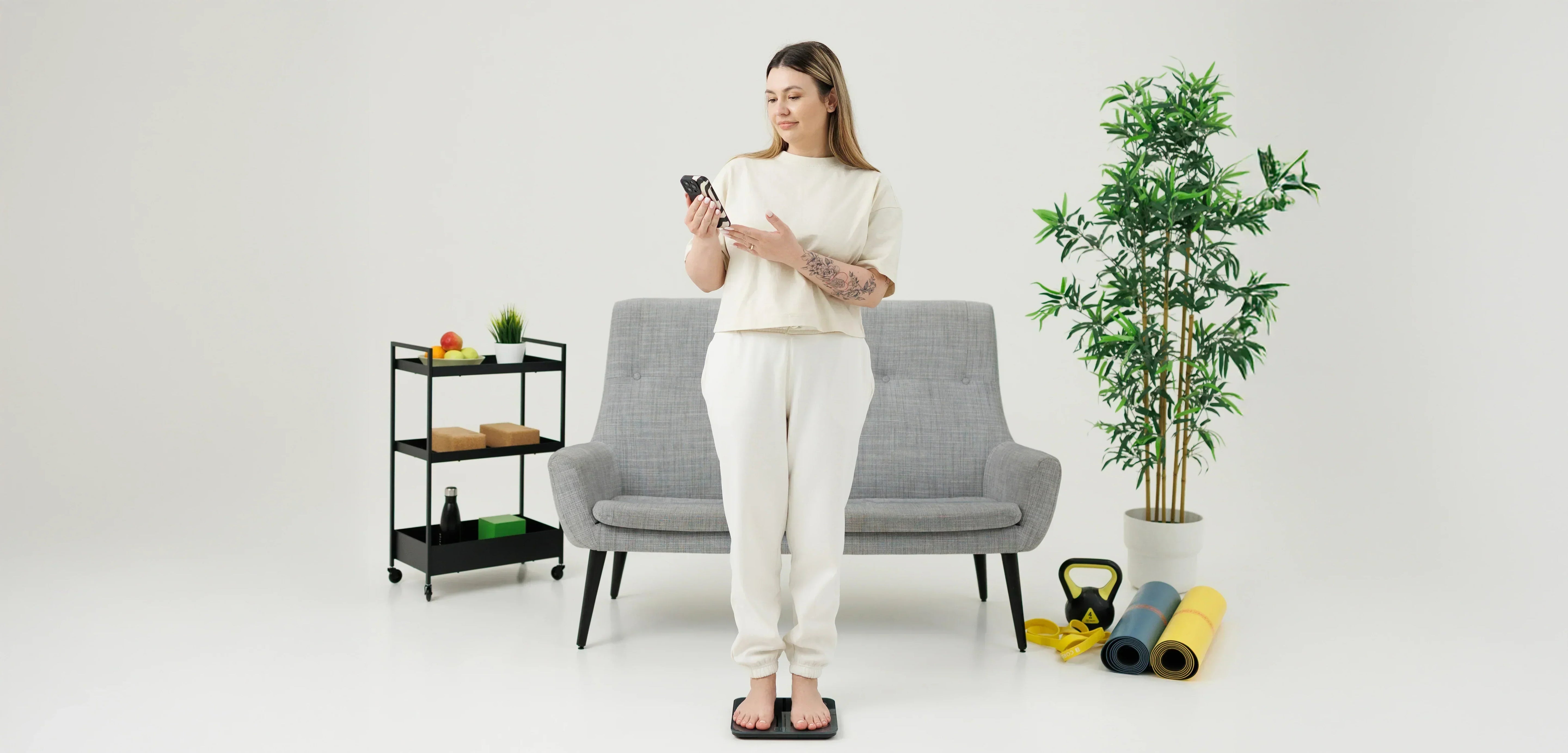 Cantar inteligent Vitality Lab folosit impreuna cu aplicatia mobila