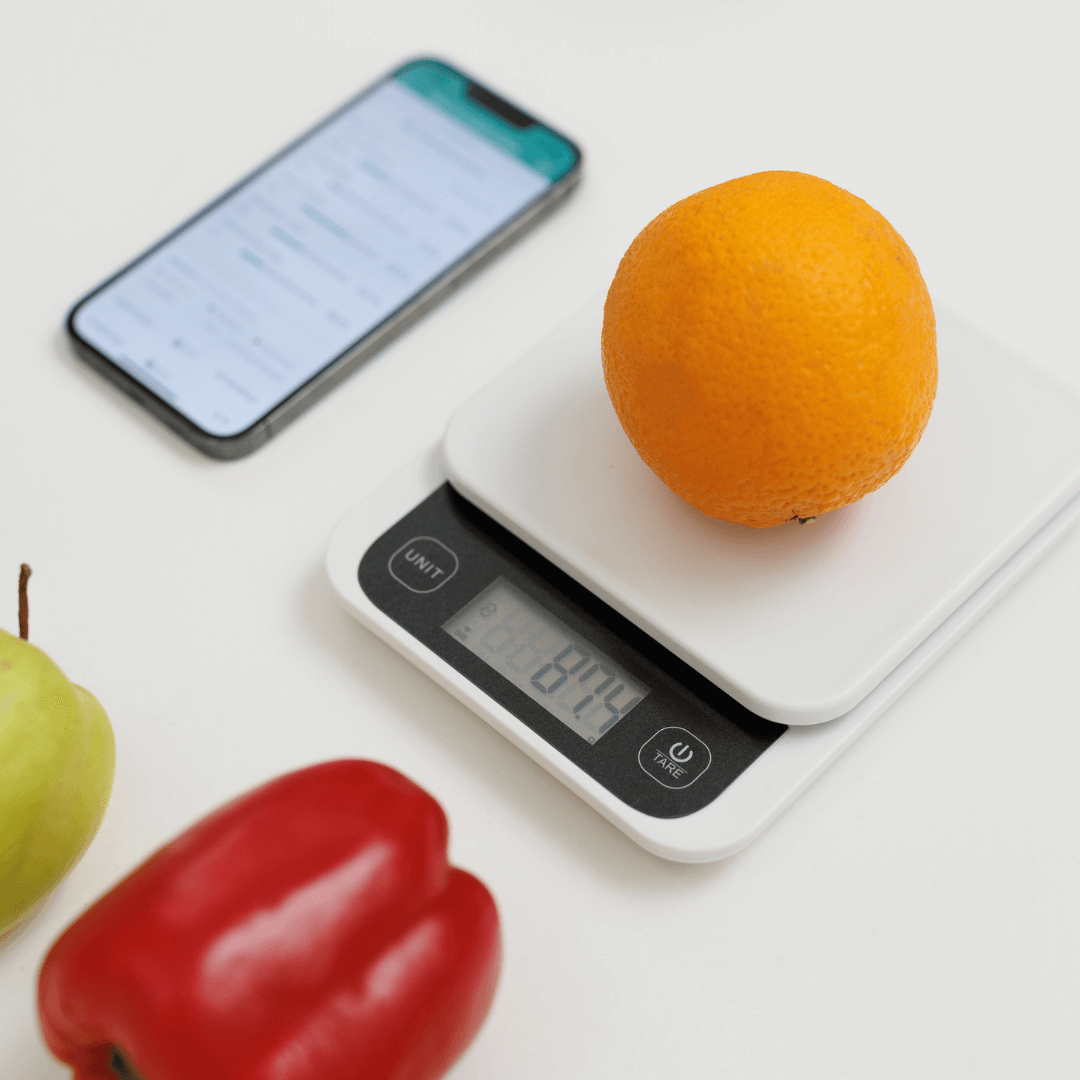 Cântar de bucătărie inteligent Vitality Lab Diet Pal, 24 indici nutriționali mâncare, calculator calorii, proteine, grăsimi, carbohidrați, colesterol, calcul calorii zilnic, aplicație iOS/Android, integrare Apple Health & Fitbit, alimentație sănătoasă
